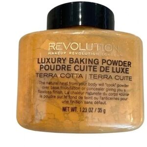Makeup Revolution Baking Powder